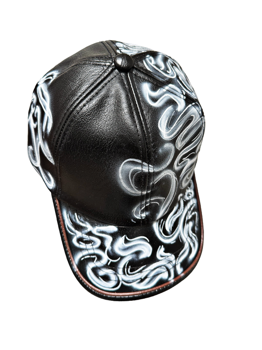 BLACK STREAK CAP